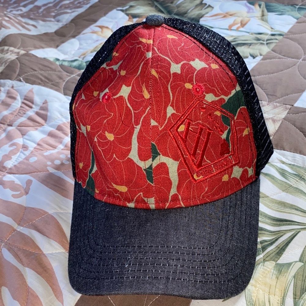 Born Hawai’i Anthurium Trucker Hat